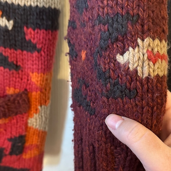 Eddie Bauer Hand Knit Wool Red and Brown Patterned Cardigan - Picture 4 of 12